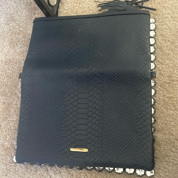 Genuine leather blue colored over the shoulder bag and laptop case. - Picture 2 of 3